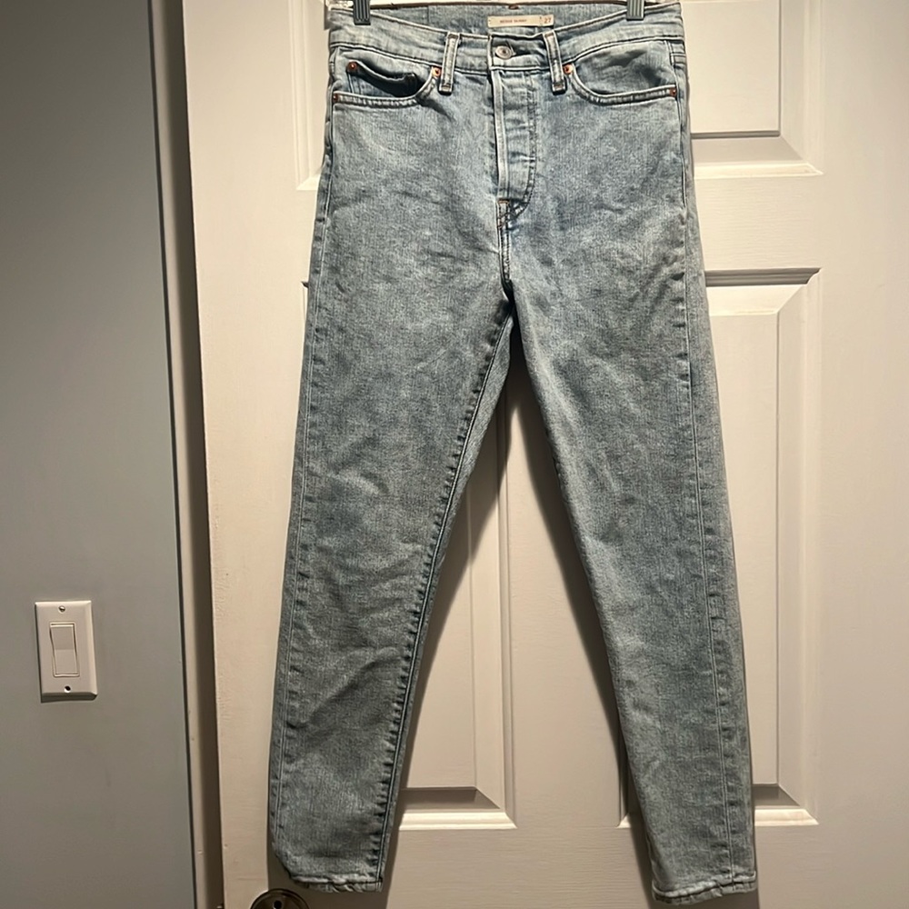 Levi’s Wedgie Skinny, Button Fly